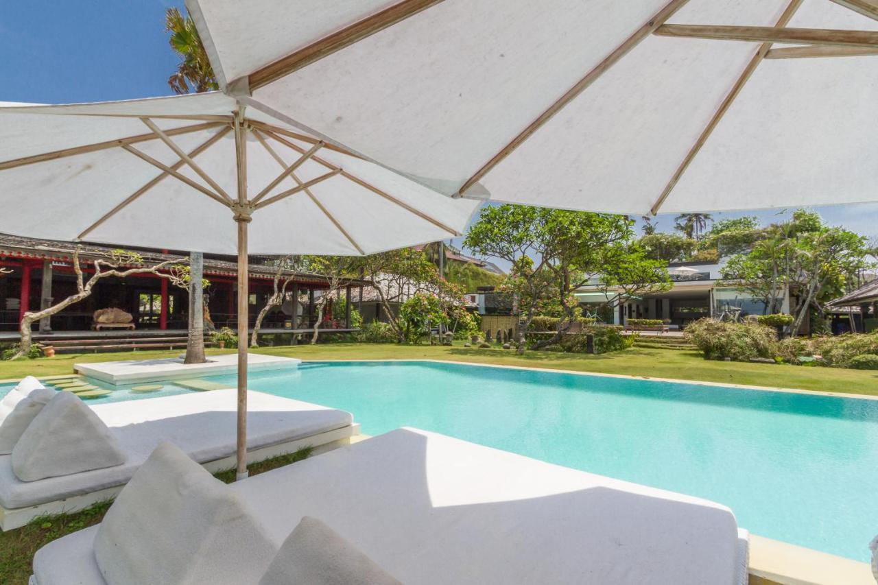 Morabito Art Resort Legian Exteriör bild