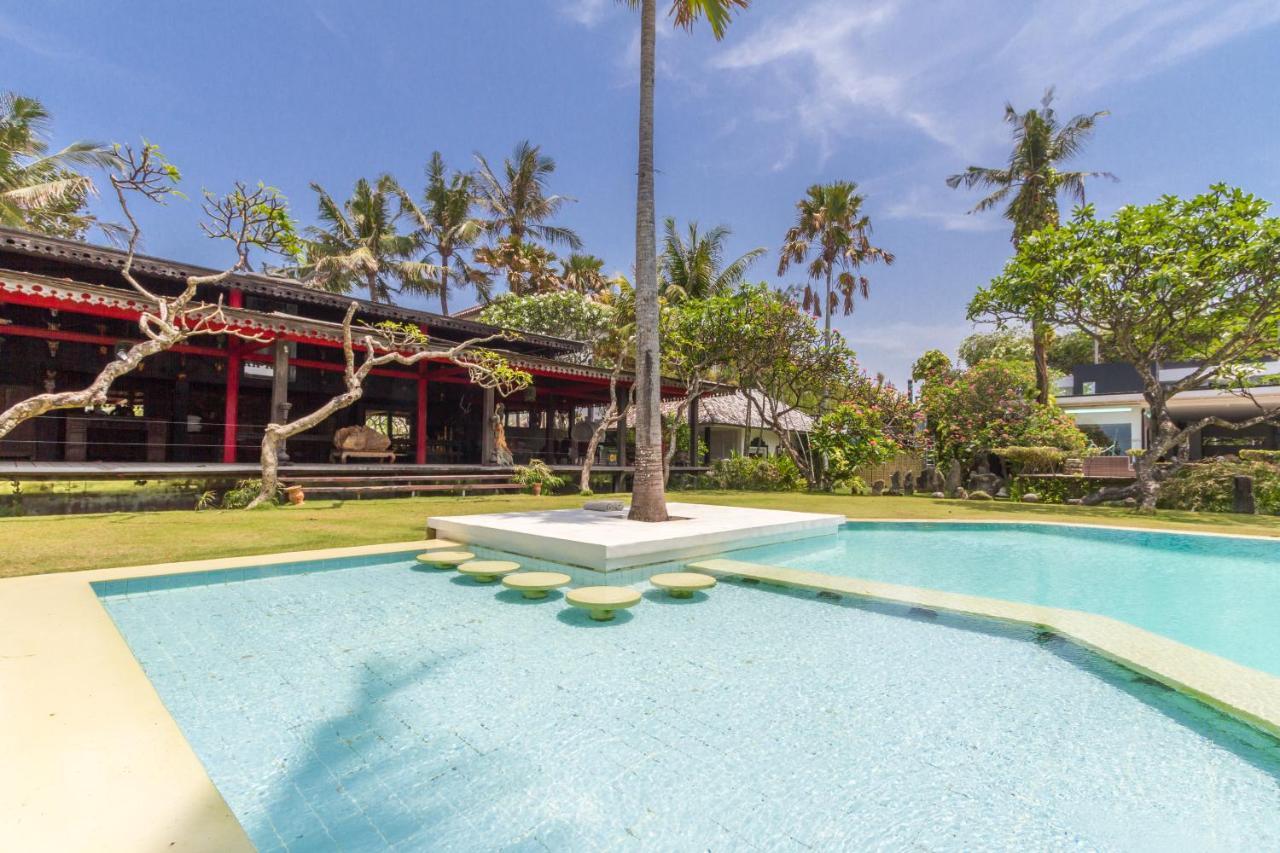 Morabito Art Resort Legian Exteriör bild